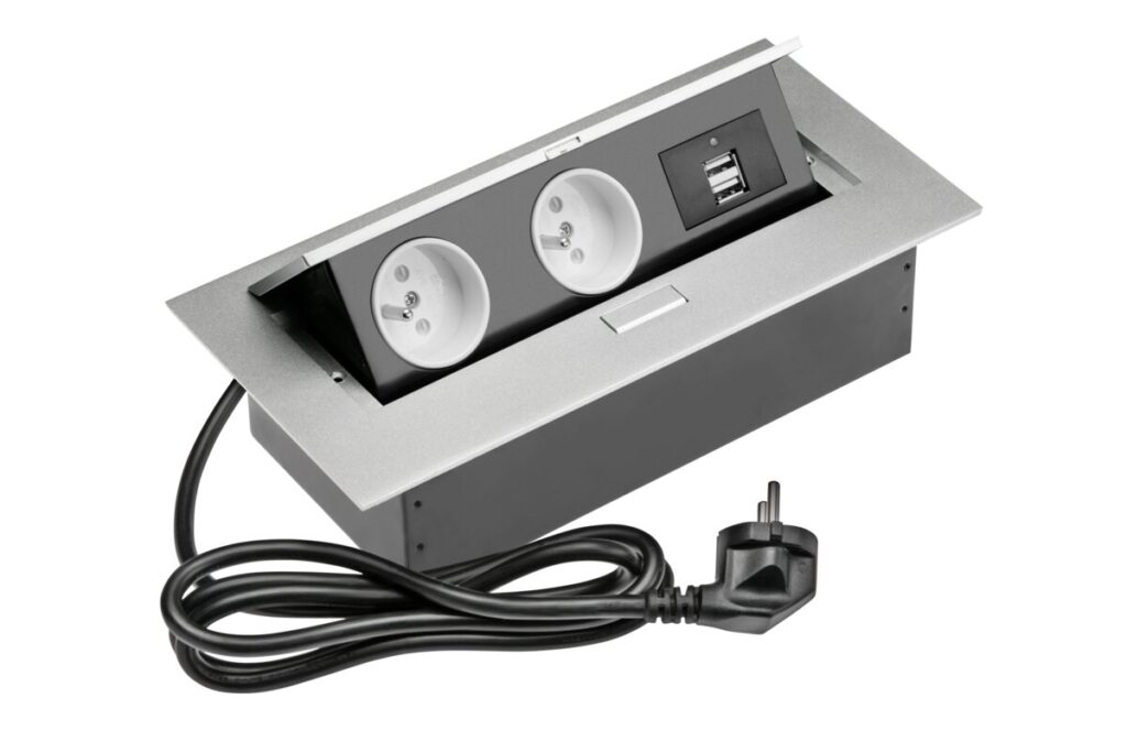 Rectangular recessed socket
