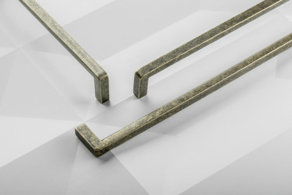 Zamak handle BAGIO 128mm, antique brass