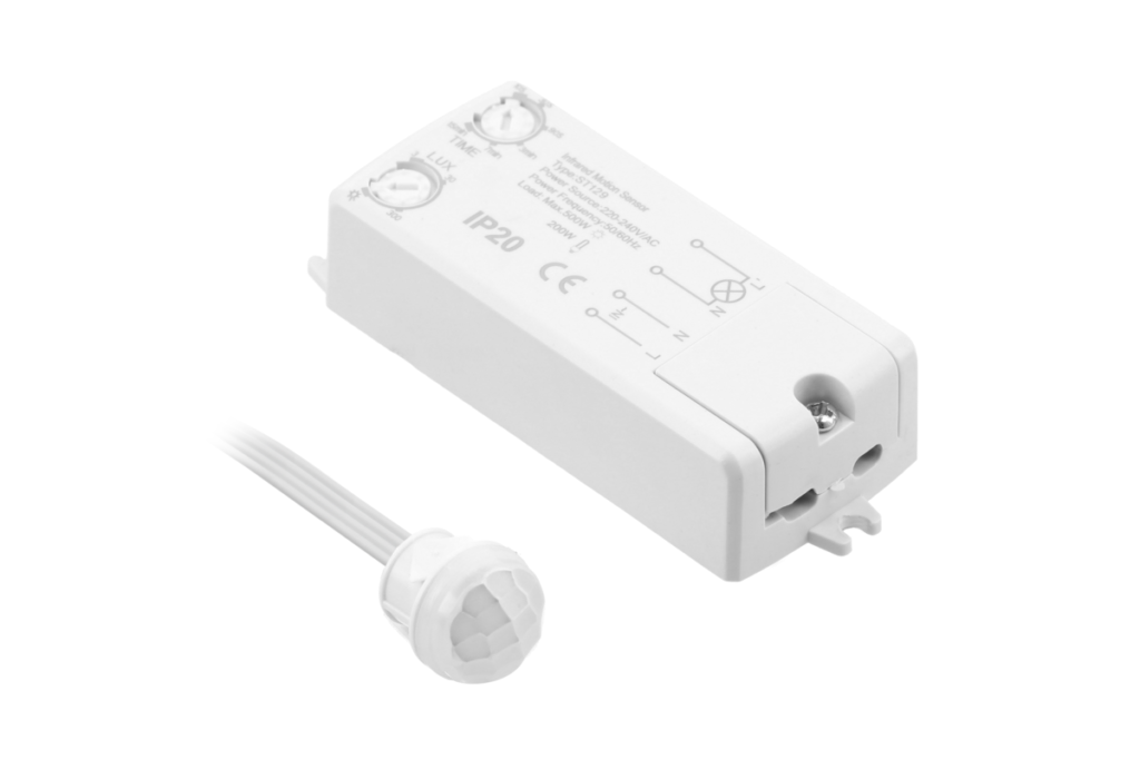 Motion sensor CR-18, max. 500 W, detection angle 360°, range 8 m, IP20, white