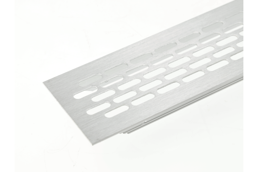 Plinth vent (small 245mm) aluminum