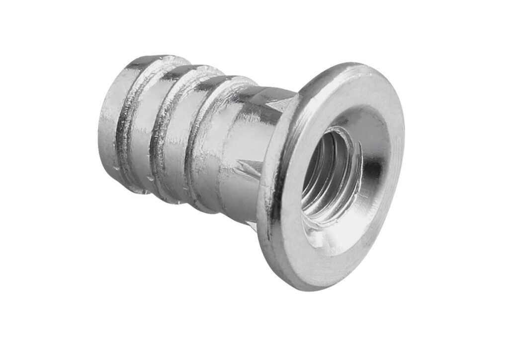Socket M6