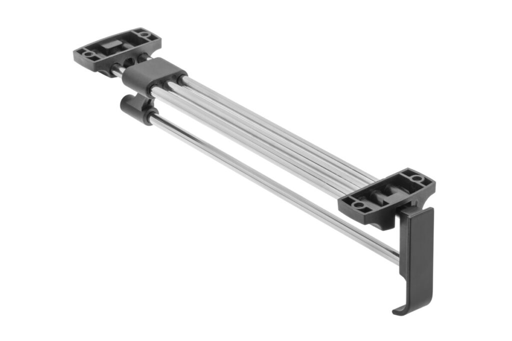 Retractable hanger large l-250 plastic mount (chrome)