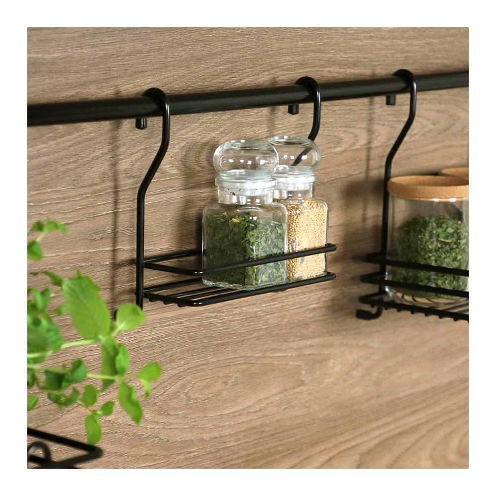 Hanging basket for spices