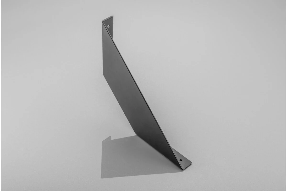 Hyllytuki FLAT, 20×20 cm, mattamusta