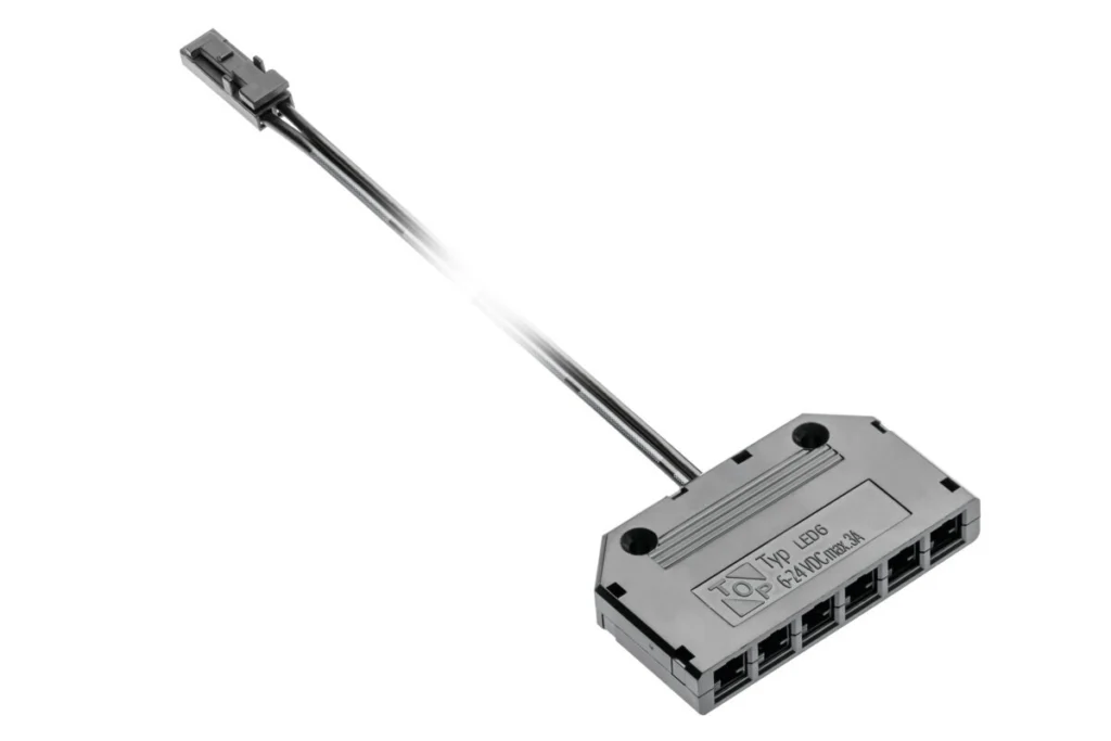 Splitter 6 x mini AMP, 2 m