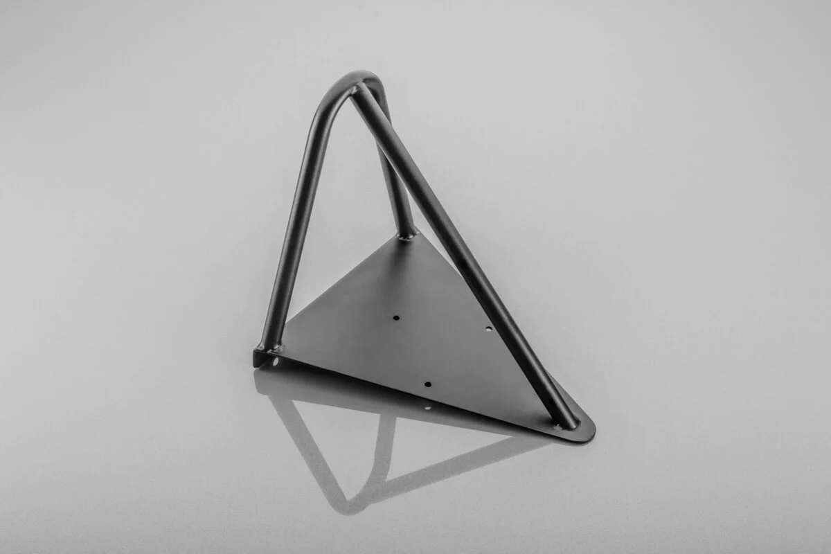 Hyllytuki WIRE, 18×16 cm, mattamusta