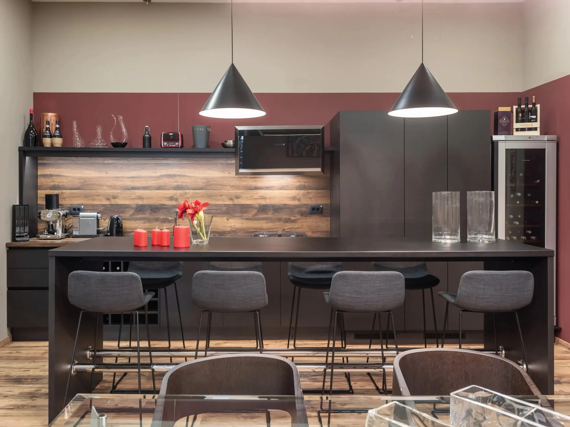 Кухонная стеновая панель Egger H2033 Dark Hunton Oak 4100 × 640 × 8 мм